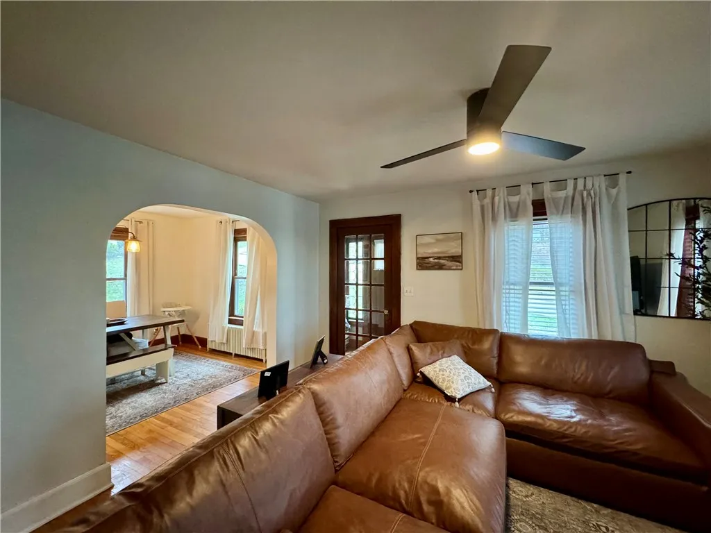 17 Phinn Avenue, Binghamton-city, New York 13903, Binghamton, New York 13903, 3 Bedrooms Bedrooms, 8 Rooms Rooms,1 BathroomBathrooms,Residential,Closed,17 Phinn Avenue, Binghamton-city, New York 13903,0,R1601422