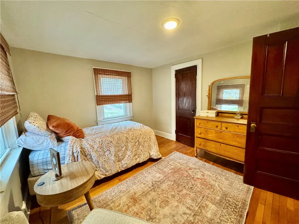 17 Phinn Avenue, Binghamton-city, New York 13903, Binghamton, New York 13903, 3 Bedrooms Bedrooms, 8 Rooms Rooms,1 BathroomBathrooms,Residential,Closed,17 Phinn Avenue, Binghamton-city, New York 13903,0,R1601422