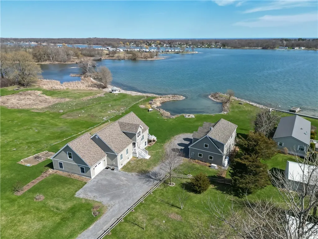 28278 Stony Point Road, Cape Vincent, New York 136, Cape Vincent, New York 13618, 4 Bedrooms Bedrooms, 8 Rooms Rooms,4 BathroomsBathrooms,Residential,For Sale,28278 Stony Point Road, Cape Vincent, New York 136,S1602414