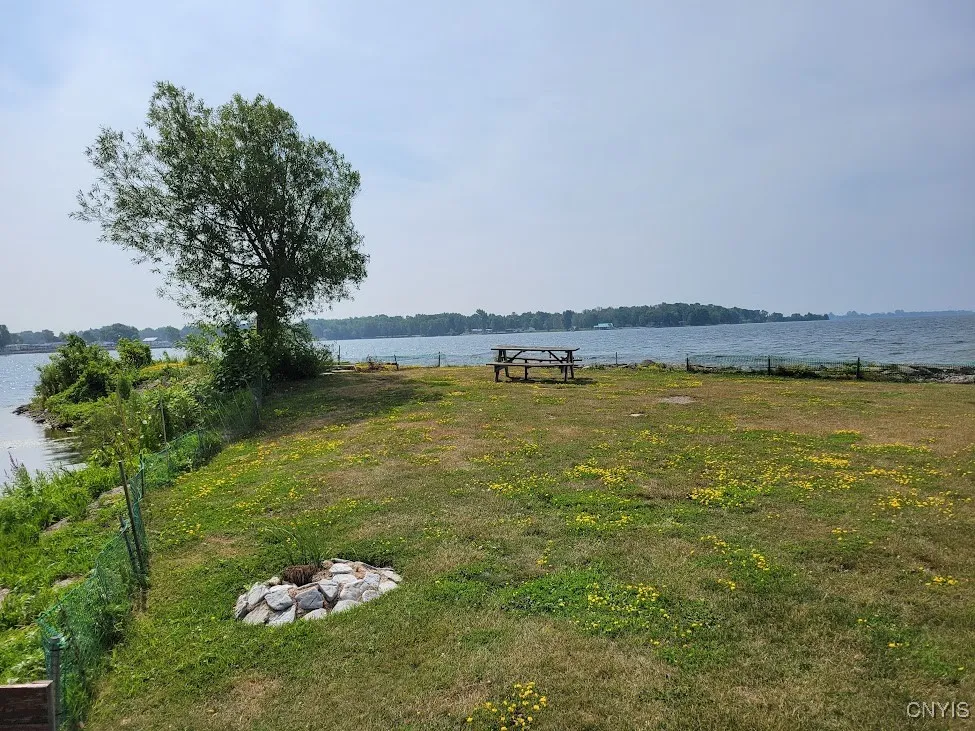 28278 Stony Point Road, Cape Vincent, New York 136, Cape Vincent, New York 13618, 4 Bedrooms Bedrooms, 8 Rooms Rooms,4 BathroomsBathrooms,Residential,For Sale,28278 Stony Point Road, Cape Vincent, New York 136,S1602414