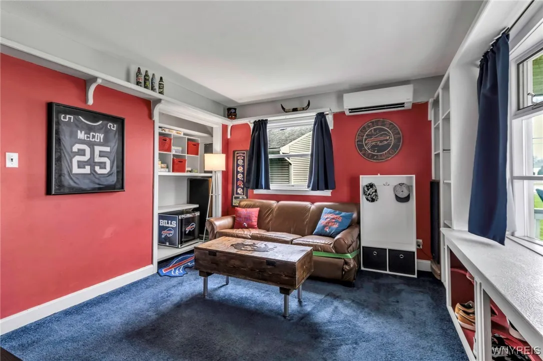 90 Schwegler Road, Grand Island, New York 14072, Grand Island, New York 14072, 3 Bedrooms Bedrooms, 7 Rooms Rooms,1 BathroomBathrooms,Residential,Closed,90 Schwegler Road, Grand Island, New York 14072,0,B1601243