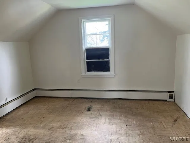 Front unit upper bedroom 2