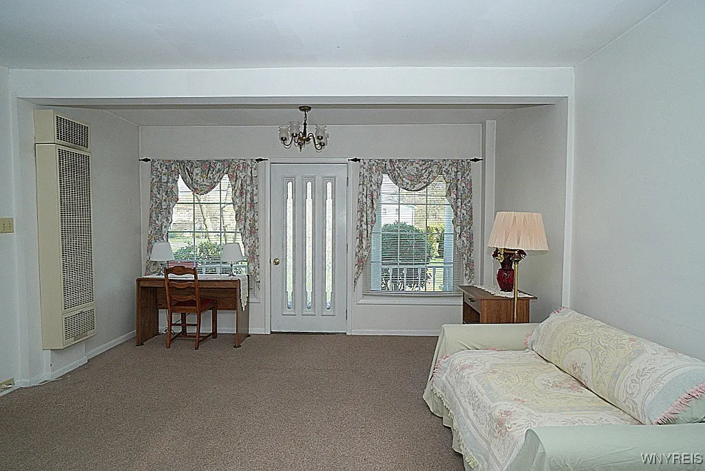 4306 Clark Street, Hamburg, New York 14075, Hamburg, New York 14075, 6 Bedrooms Bedrooms, ,3 BathroomsBathrooms,Residential,Closed,4306 Clark Street, Hamburg, New York 14075,0,B1602601