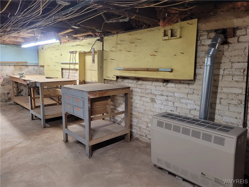 4306 Clark Street, Hamburg, New York 14075, Hamburg, New York 14075, 6 Bedrooms Bedrooms, ,3 BathroomsBathrooms,Residential,Closed,4306 Clark Street, Hamburg, New York 14075,0,B1602601