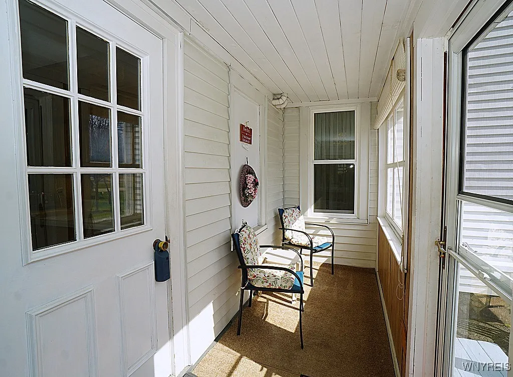 4306 Clark Street, Hamburg, New York 14075, Hamburg, New York 14075, 6 Bedrooms Bedrooms, ,3 BathroomsBathrooms,Residential,Closed,4306 Clark Street, Hamburg, New York 14075,0,B1602601