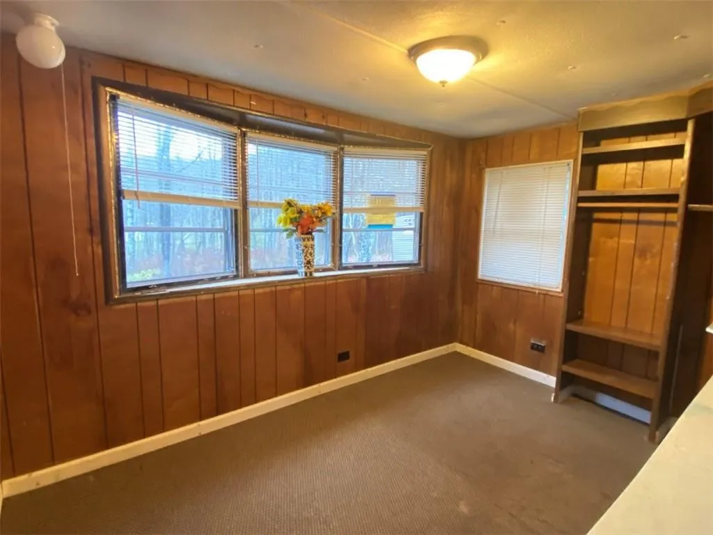 846-848 Silas Tompkins Road, Hancock, New York 127, Hancock, New York 12760, 5 Bedrooms Bedrooms, 9 Rooms Rooms,2 BathroomsBathrooms,Residential,For Sale,846-848 Silas Tompkins Road, Hancock, New York 127,R1602615
