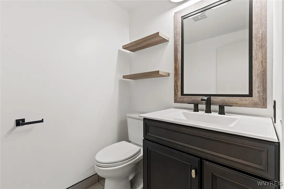 65 Guilford Lane 5, Amherst, New York 14221, Amherst, New York 14221, 2 Bedrooms Bedrooms, 5 Rooms Rooms,1 BathroomBathrooms,Residential,For Sale,65 Guilford Lane 5, Amherst, New York 14221,B1602456