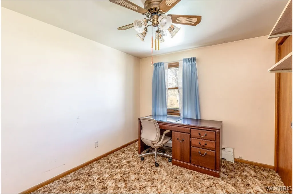 4040 Elma Road, Clarence, New York 14221, Clarence, New York 14221, 4 Bedrooms Bedrooms, 10 Rooms Rooms,2 BathroomsBathrooms,Residential,Closed,4040 Elma Road, Clarence, New York 14221,B1602261