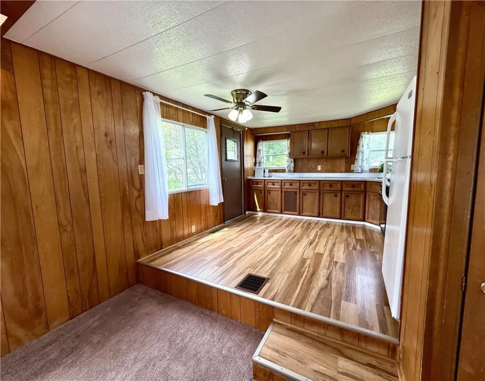 1612 Hennessey Road 33, Ontario, New York 14519, Ontario, New York 14519, 2 Bedrooms Bedrooms, 5 Rooms Rooms,1 BathroomBathrooms,Residential,For Sale,1612 Hennessey Road 33, Ontario, New York 14519,R1601808