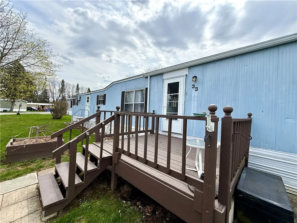 1612 Hennessey Road 33, Ontario, New York 14519, Ontario, New York 14519, 2 Bedrooms Bedrooms, 5 Rooms Rooms,1 BathroomBathrooms,Residential,Closed,1612 Hennessey Road 33, Ontario, New York 14519,0,R1601808