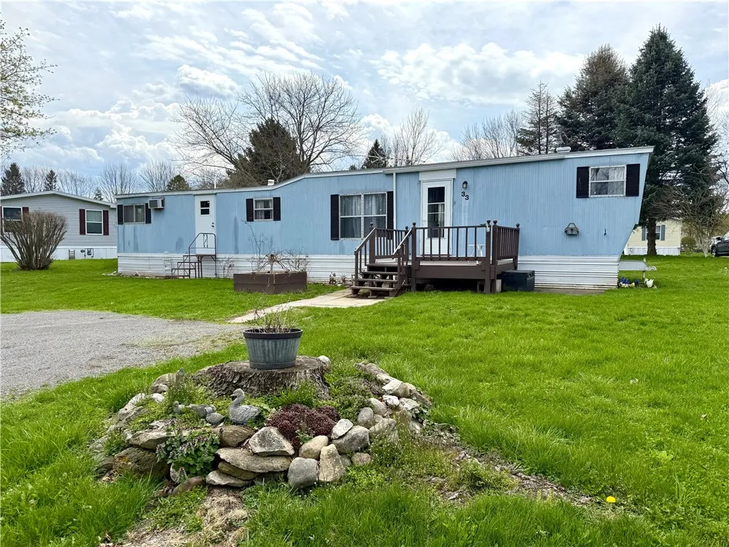 1612 Hennessey Road 33, Ontario, New York 14519, Ontario, New York 14519, 2 Bedrooms Bedrooms, 5 Rooms Rooms,1 BathroomBathrooms,Residential,Closed,1612 Hennessey Road 33, Ontario, New York 14519,0,R1601808