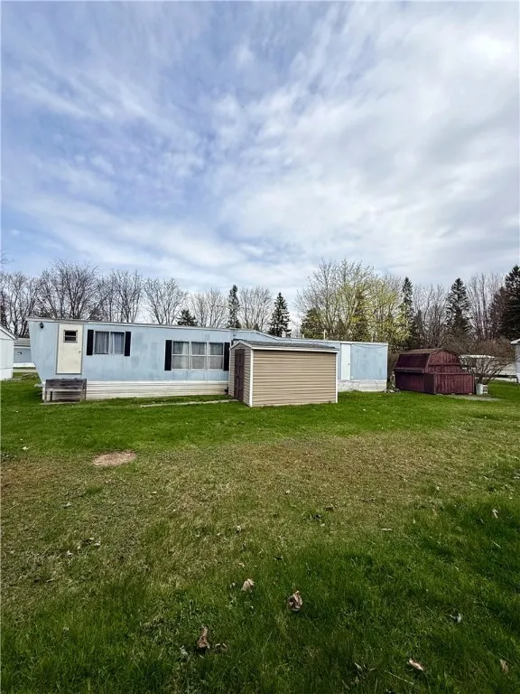 1612 Hennessey Road 33, Ontario, New York 14519, Ontario, New York 14519, 2 Bedrooms Bedrooms, 5 Rooms Rooms,1 BathroomBathrooms,Residential,Closed,1612 Hennessey Road 33, Ontario, New York 14519,0,R1601808