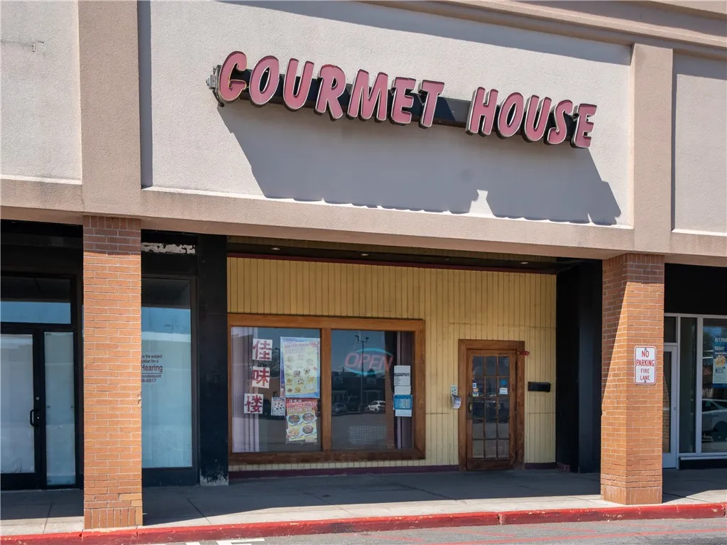 525 Titus Ave Avenue, Irondequoit, New York 14617, Irondequoit, New York 14617, ,Commercial Lease,For Rent,525 Titus Ave Avenue, Irondequoit, New York 14617,0,R1601847