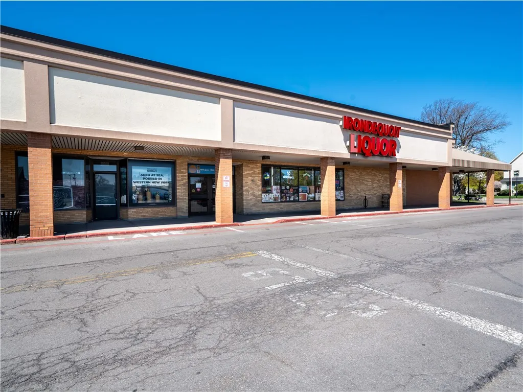 525 Titus Ave Avenue, Irondequoit, New York 14617, Irondequoit, New York 14617, ,Commercial Lease,For Rent,525 Titus Ave Avenue, Irondequoit, New York 14617,0,R1601847