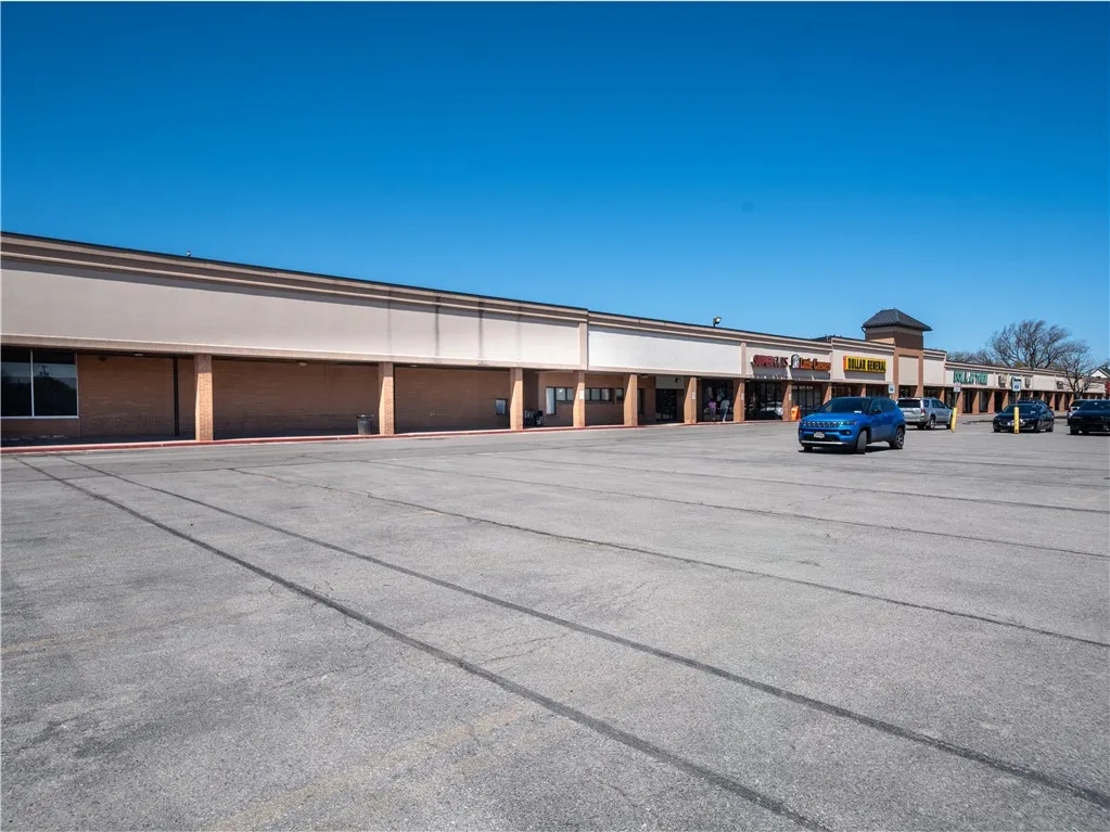525 Titus Ave Avenue, Irondequoit, New York 14617, Irondequoit, New York 14617, ,Commercial Lease,For Rent,525 Titus Ave Avenue, Irondequoit, New York 14617,0,R1601847