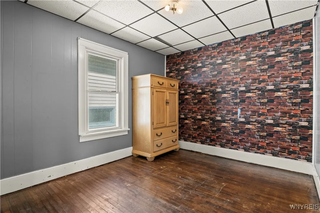 12 Hobart Street, Buffalo, New York 14206, Buffalo, New York 14206, 4 Bedrooms Bedrooms, ,2 BathroomsBathrooms,Residential,Closed,12 Hobart Street, Buffalo, New York 14206,0,B1602671