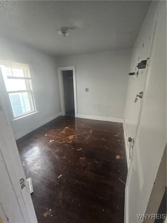 12 Hobart Street, Buffalo, New York 14206, Buffalo, New York 14206, 4 Bedrooms Bedrooms, ,2 BathroomsBathrooms,Residential,Closed,12 Hobart Street, Buffalo, New York 14206,0,B1602671
