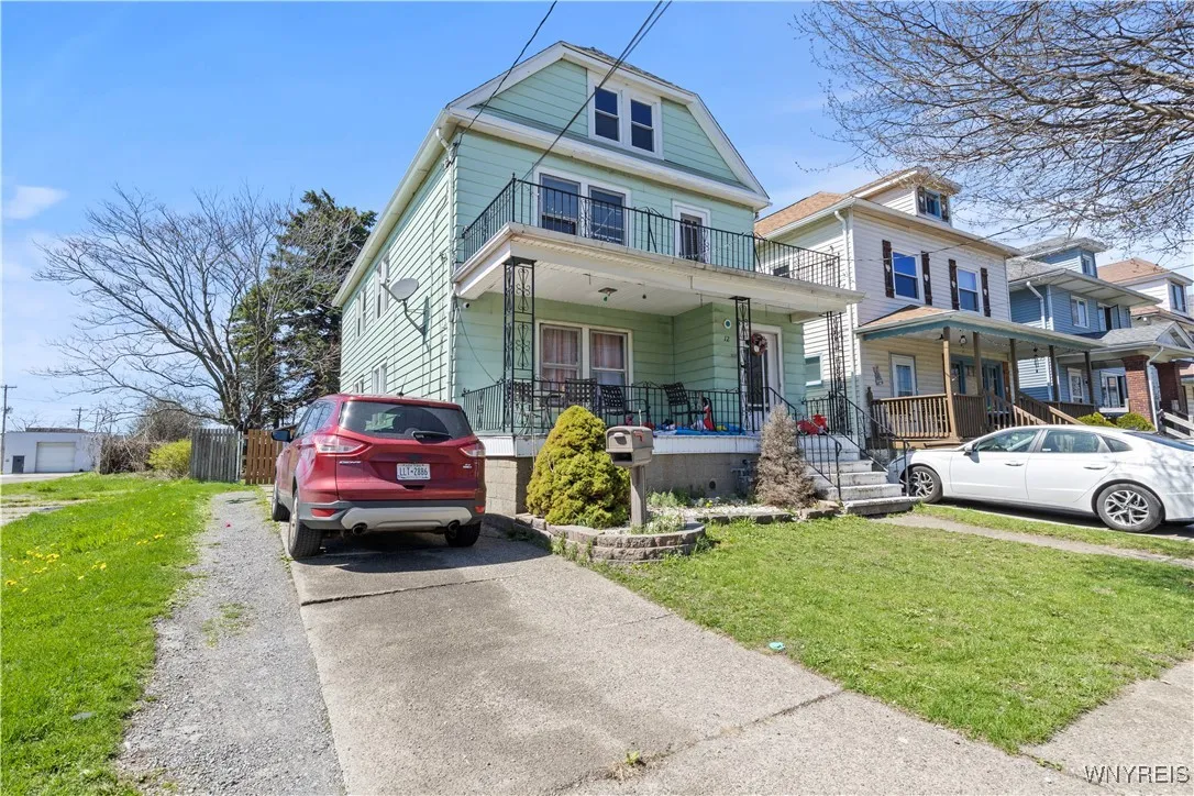 12 Hobart Street, Buffalo, New York 14206, Buffalo, New York 14206, 4 Bedrooms Bedrooms, ,2 BathroomsBathrooms,Residential,Closed,12 Hobart Street, Buffalo, New York 14206,0,B1602671