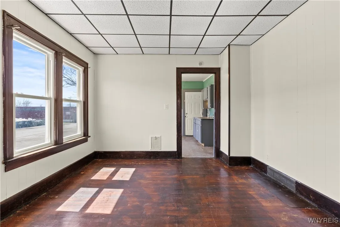 12 Hobart Street, Buffalo, New York 14206, Buffalo, New York 14206, 4 Bedrooms Bedrooms, ,2 BathroomsBathrooms,Residential,Closed,12 Hobart Street, Buffalo, New York 14206,0,B1602671