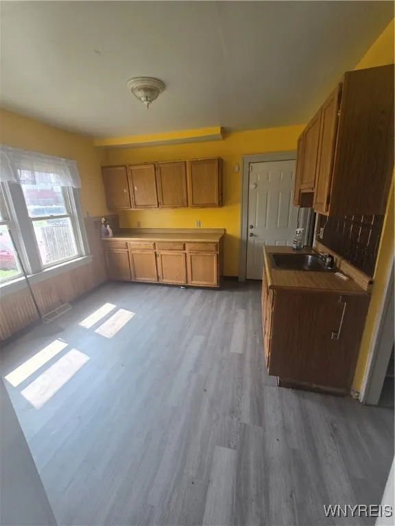 12 Hobart Street, Buffalo, New York 14206, Buffalo, New York 14206, 4 Bedrooms Bedrooms, ,2 BathroomsBathrooms,Residential,Closed,12 Hobart Street, Buffalo, New York 14206,0,B1602671