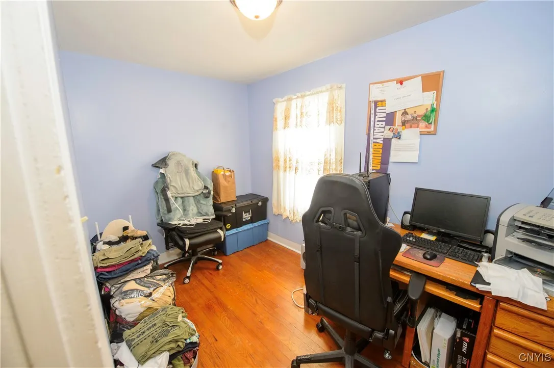 205 Apple Street, Syracuse, New York 13204, Syracuse, New York 13204, 4 Bedrooms Bedrooms, 8 Rooms Rooms,2 BathroomsBathrooms,Residential,Closed,205 Apple Street, Syracuse, New York 13204,0,S1602500