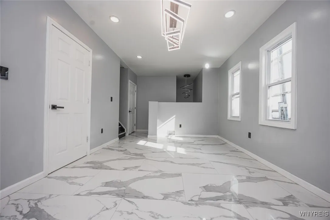 76 Dupont Street, Buffalo, New York 14208, Buffalo, New York 14208, 5 Bedrooms Bedrooms, 10 Rooms Rooms,3 BathroomsBathrooms,Residential,Closed,76 Dupont Street, Buffalo, New York 14208,B1602780