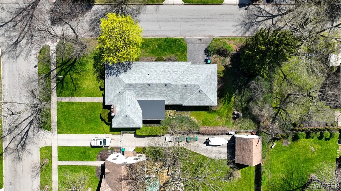 114 Burbank Drive, Amherst, New York 14226, Amherst, New York 14226, 3 Bedrooms Bedrooms, 9 Rooms Rooms,2 BathroomsBathrooms,Residential,Closed,114 Burbank Drive, Amherst, New York 14226,B1602571
