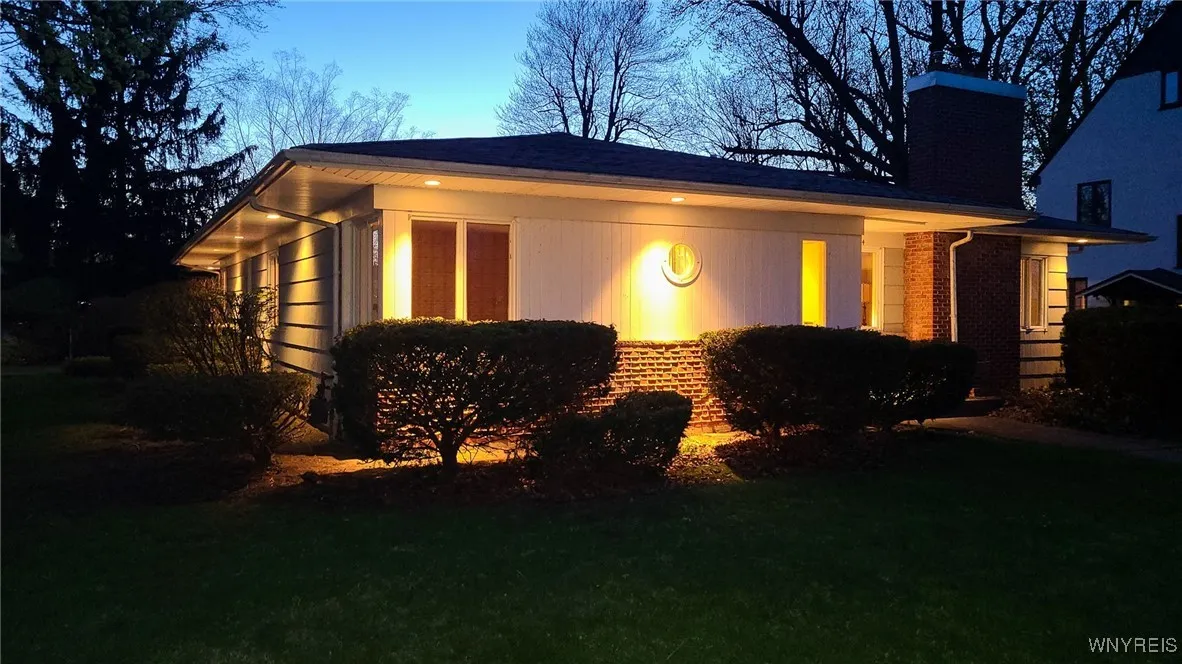 114 Burbank Drive, Amherst, New York 14226, Amherst, New York 14226, 3 Bedrooms Bedrooms, 9 Rooms Rooms,2 BathroomsBathrooms,Residential,Closed,114 Burbank Drive, Amherst, New York 14226,B1602571