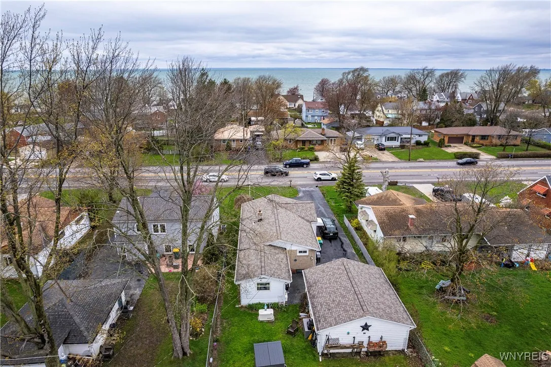4771 Lake Shore Road, Hamburg, New York 14075, Hamburg, New York 14075, 3 Bedrooms Bedrooms, 6 Rooms Rooms,1 BathroomBathrooms,Residential,For Sale,4771 Lake Shore Road, Hamburg, New York 14075,B1602676