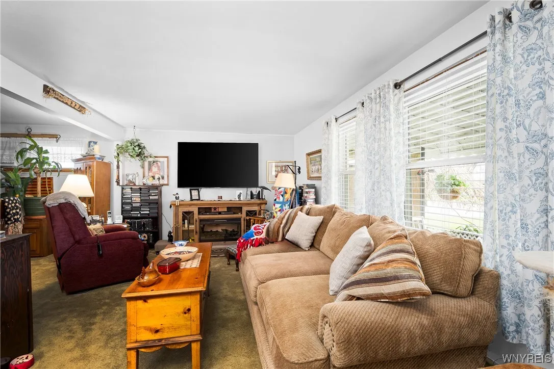 4771 Lake Shore Road, Hamburg, New York 14075, Hamburg, New York 14075, 3 Bedrooms Bedrooms, 6 Rooms Rooms,1 BathroomBathrooms,Residential,For Sale,4771 Lake Shore Road, Hamburg, New York 14075,B1602676