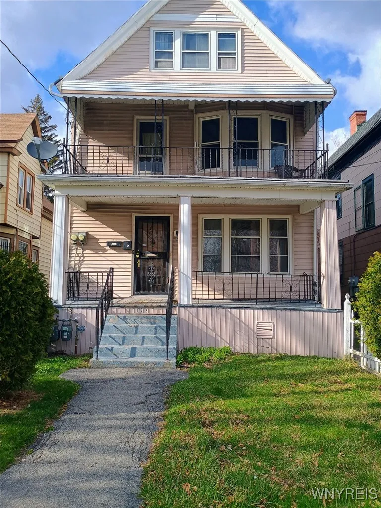 108 Urban Street, Buffalo, New York 14211, Buffalo, New York 14211, 5 Bedrooms Bedrooms, ,2 BathroomsBathrooms,Residential,Closed,108 Urban Street, Buffalo, New York 14211,0,B1599756