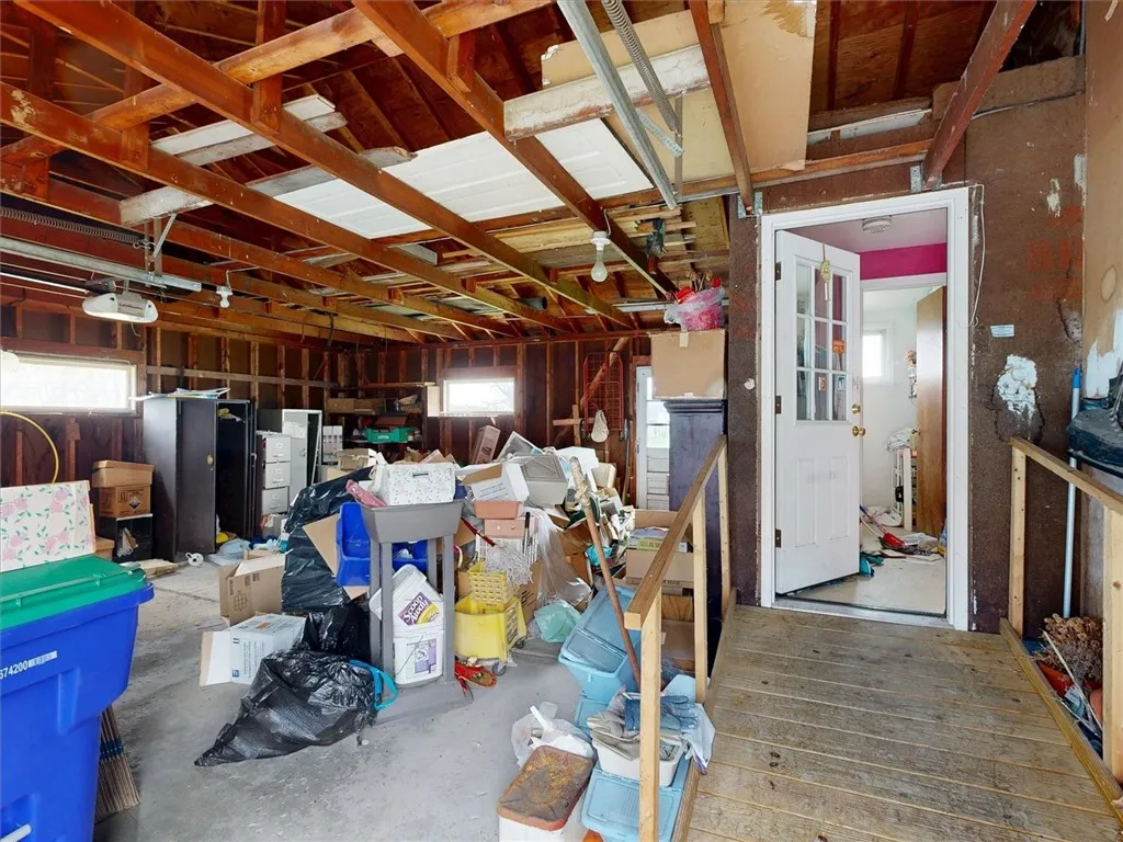 10800 Hunts Corners Road, Clarence, New York 14031, Clarence, New York 14031, 5 Bedrooms Bedrooms, 10 Rooms Rooms,1 BathroomBathrooms,Residential,Closed,10800 Hunts Corners Road, Clarence, New York 14031,0,R1602827