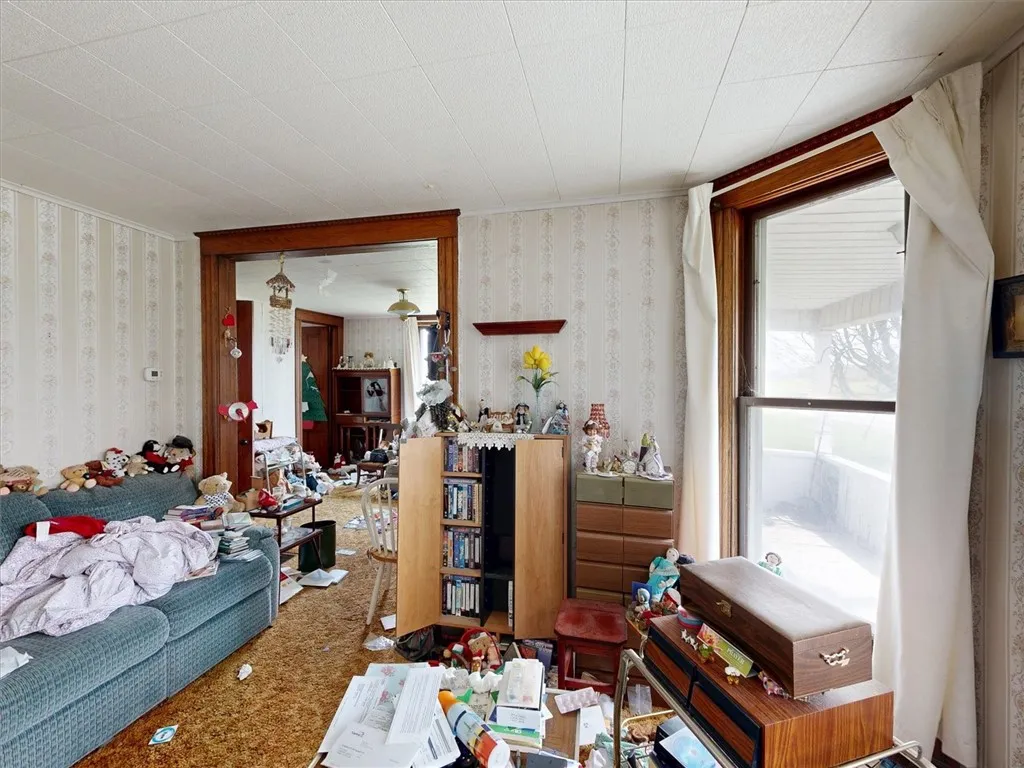 10800 Hunts Corners Road, Clarence, New York 14031, Clarence, New York 14031, 5 Bedrooms Bedrooms, 10 Rooms Rooms,1 BathroomBathrooms,Residential,Closed,10800 Hunts Corners Road, Clarence, New York 14031,0,R1602827