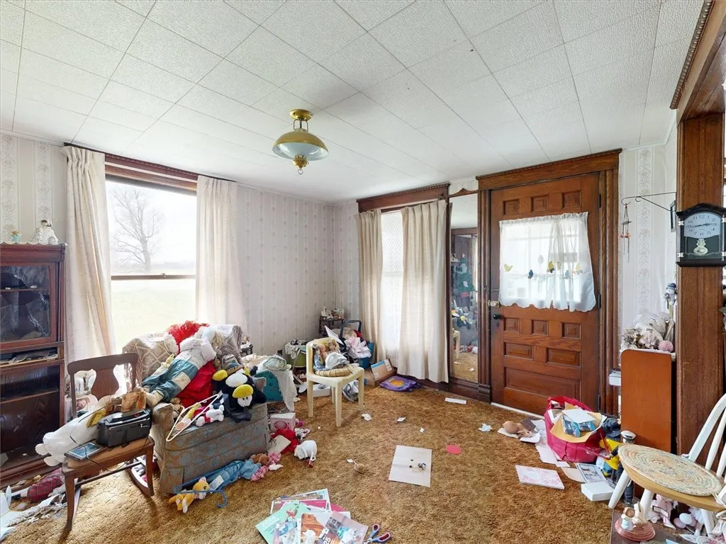 10800 Hunts Corners Road, Clarence, New York 14031, Clarence, New York 14031, 5 Bedrooms Bedrooms, 10 Rooms Rooms,1 BathroomBathrooms,Residential,Closed,10800 Hunts Corners Road, Clarence, New York 14031,0,R1602827