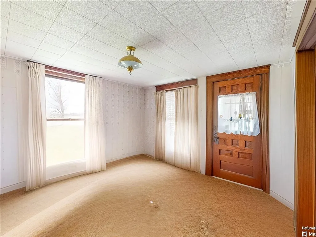 VIRTUAL STAGING / CLEAN