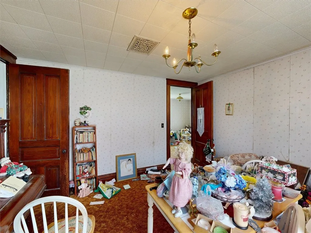 10800 Hunts Corners Road, Clarence, New York 14031, Clarence, New York 14031, 5 Bedrooms Bedrooms, 10 Rooms Rooms,1 BathroomBathrooms,Residential,Closed,10800 Hunts Corners Road, Clarence, New York 14031,0,R1602827