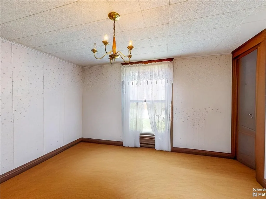 VIRTUAL STAGING / CLEAN