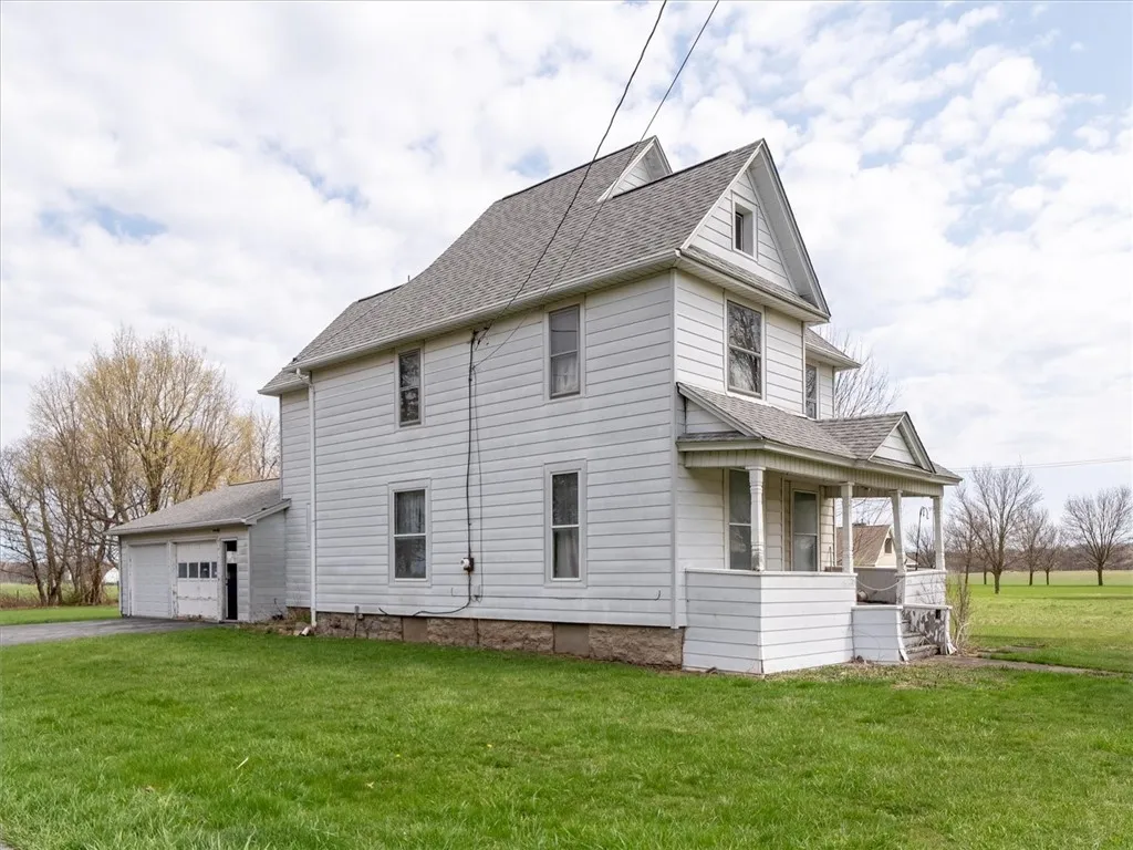 10800 Hunts Corners Road, Clarence, New York 14031, Clarence, New York 14031, 5 Bedrooms Bedrooms, 10 Rooms Rooms,1 BathroomBathrooms,Residential,Closed,10800 Hunts Corners Road, Clarence, New York 14031,0,R1602827