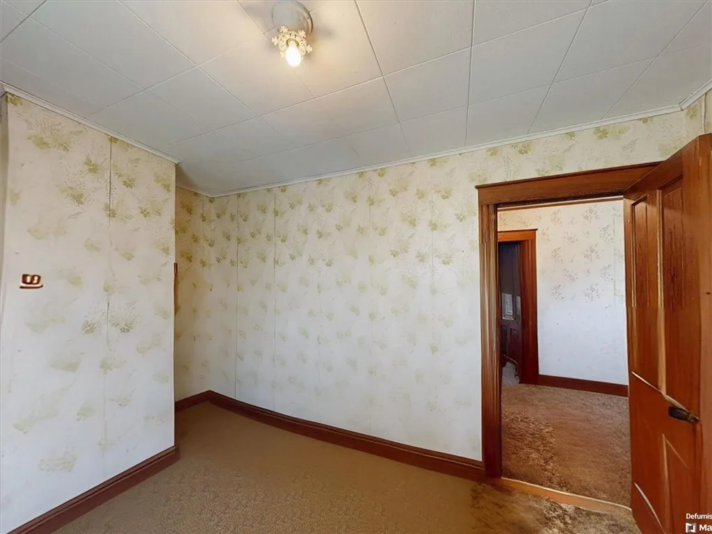 VIRTUAL STAGING / CLEAN