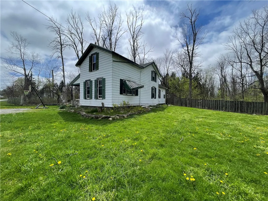 46 Mechanic Street, Elba, New York 14058, Elba, New York 14058, 3 Bedrooms Bedrooms, 7 Rooms Rooms,1 BathroomBathrooms,Residential,Closed,46 Mechanic Street, Elba, New York 14058,0,R1601971