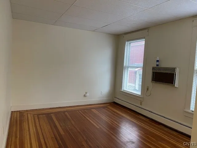 442 Main Street, Oneida-inside, New York 13421, Oneida, New York 13421, 1 Bedroom Bedrooms, 3 Rooms Rooms,1 BathroomBathrooms,Residential Lease,Closed,442 Main Street, Oneida-inside, New York 13421,0,S1602848