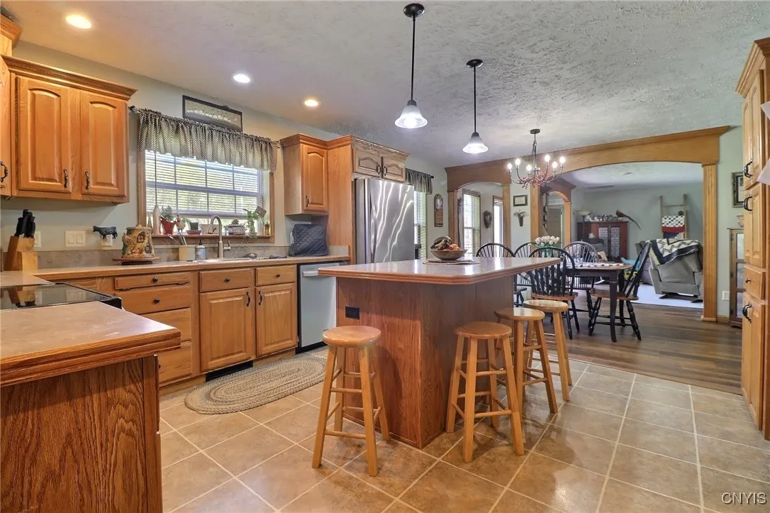 5528 Clearview Drive, Stockbridge, New York 13409, Stockbridge, New York 13409, 3 Bedrooms Bedrooms, 9 Rooms Rooms,2 BathroomsBathrooms,Residential,Closed,5528 Clearview Drive, Stockbridge, New York 13409,0,S1602858