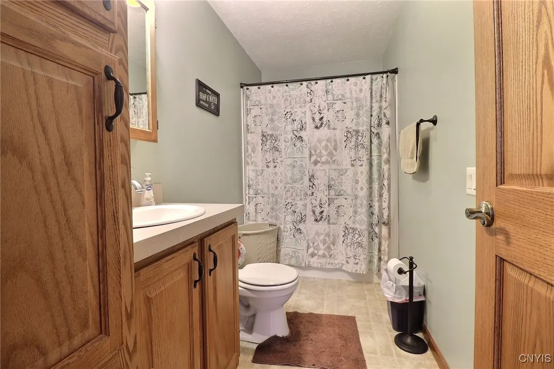 5528 Clearview Drive, Stockbridge, New York 13409, Stockbridge, New York 13409, 3 Bedrooms Bedrooms, 9 Rooms Rooms,2 BathroomsBathrooms,Residential,Closed,5528 Clearview Drive, Stockbridge, New York 13409,0,S1602858