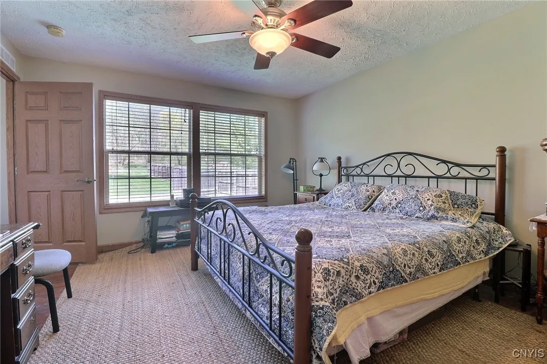 5528 Clearview Drive, Stockbridge, New York 13409, Stockbridge, New York 13409, 3 Bedrooms Bedrooms, 9 Rooms Rooms,2 BathroomsBathrooms,Residential,Closed,5528 Clearview Drive, Stockbridge, New York 13409,0,S1602858