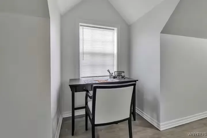 723 Perry Street, Buffalo, New York 14210, Buffalo, New York 14210, 8 Bedrooms Bedrooms, ,4 BathroomsBathrooms,Residential,Closed,723 Perry Street, Buffalo, New York 14210,0,B1602881