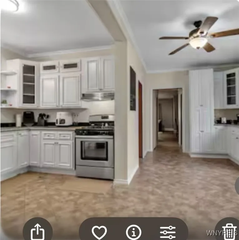 723 Perry Street, Buffalo, New York 14210, Buffalo, New York 14210, 8 Bedrooms Bedrooms, ,4 BathroomsBathrooms,Residential,Closed,723 Perry Street, Buffalo, New York 14210,0,B1602881
