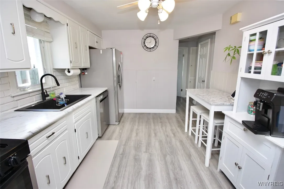 17 Ontario Drive, Cheektowaga, New York 14225, Cheektowaga, New York 14225, 3 Bedrooms Bedrooms, 7 Rooms Rooms,1 BathroomBathrooms,Residential,Closed,17 Ontario Drive, Cheektowaga, New York 14225,0,B1602825