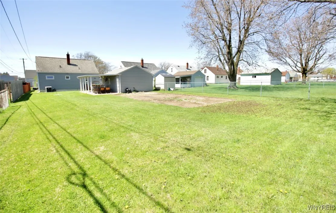 17 Ontario Drive, Cheektowaga, New York 14225, Cheektowaga, New York 14225, 3 Bedrooms Bedrooms, 7 Rooms Rooms,1 BathroomBathrooms,Residential,Closed,17 Ontario Drive, Cheektowaga, New York 14225,0,B1602825