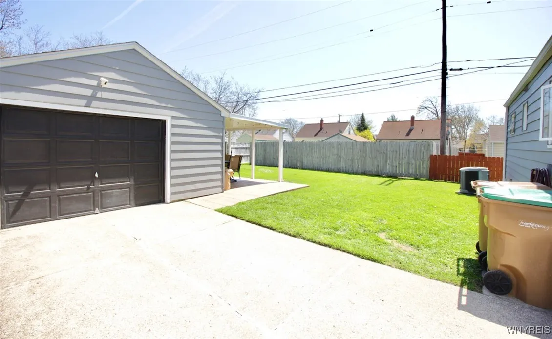 17 Ontario Drive, Cheektowaga, New York 14225, Cheektowaga, New York 14225, 3 Bedrooms Bedrooms, 7 Rooms Rooms,1 BathroomBathrooms,Residential,Closed,17 Ontario Drive, Cheektowaga, New York 14225,0,B1602825