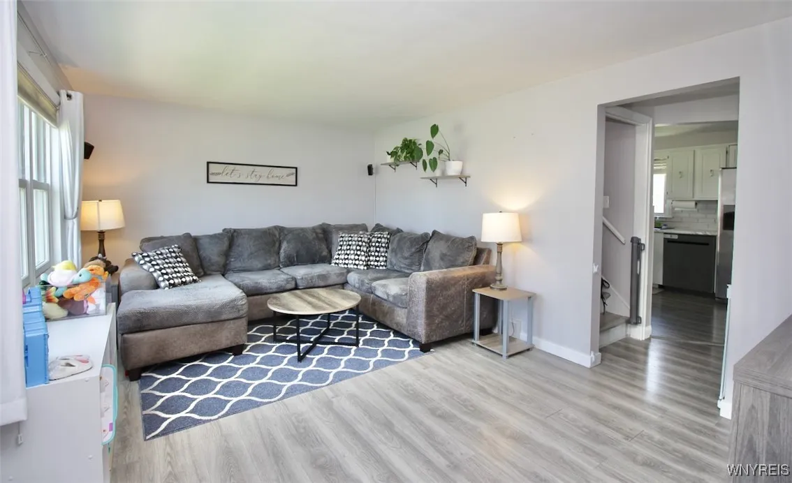 17 Ontario Drive, Cheektowaga, New York 14225, Cheektowaga, New York 14225, 3 Bedrooms Bedrooms, 7 Rooms Rooms,1 BathroomBathrooms,Residential,Closed,17 Ontario Drive, Cheektowaga, New York 14225,0,B1602825